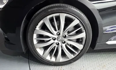 Hyundai Genesis 2016, 170721 км, за 7481.14 USD