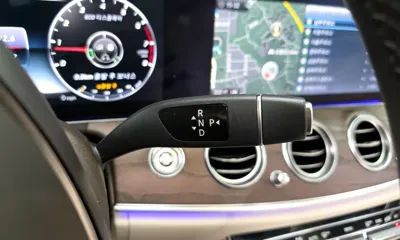 Mercedes-Benz E-Class 2017, 134567 км, за 14651.29 USD - фото 9