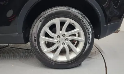 Land Rover Discovery Sport 2017, 83378 км, за 7218.86 USD