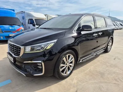 Kia Canival · 2019 год