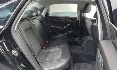 Volkswagen Passat 2014, 197606 км, за 2858.63 USD - фото 11
