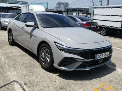 Hyundai Avante 2025, 18603 км, за 14246.69 USD