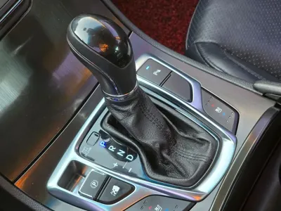 Hyundai Grandeur 2016, 134680 км, за 4823.26 USD - фото 9