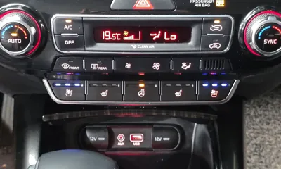Kia Sorento 2018, 93828 км, за 12351.29 USD - фото 15