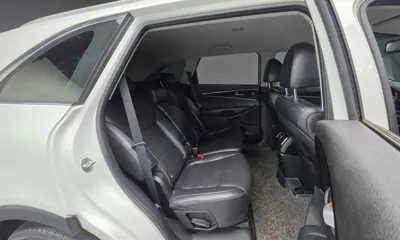 Kia Sorento 2018, 93828 км, за 12351.29 USD - фото 19