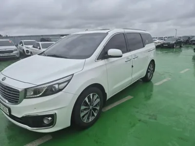 Kia Canival · 2017 год
