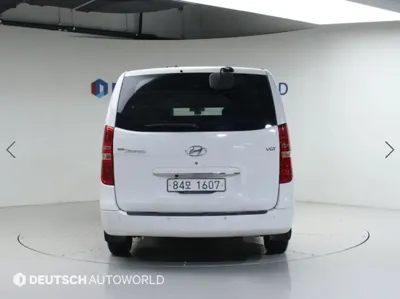 Hyundai Starex 2016, 252307 км, за 3040.72 USD