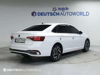 Volkswagen Jetta 2023, 70202 км, за 13001.36 USD
