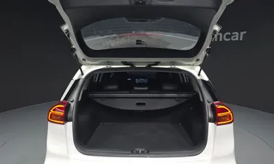 Kia Niro 2020, 64637 км, за 12472.1 USD - фото 20