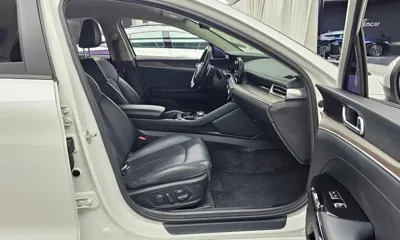 Kia K5 2020, 107143 км, за 11921.83 USD - фото 11