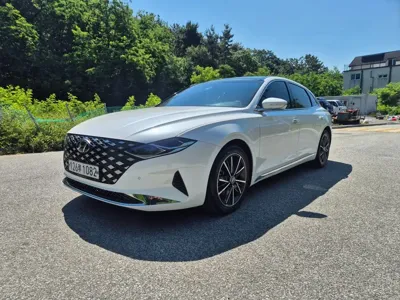 Hyundai Grandeur 2020, 51808 км, за 13778.39 USD
