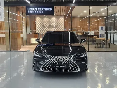 Lexus ES 2026, 13237 км, за 40629.25 USD