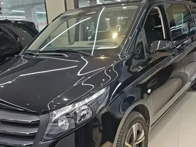 Mercedes-Benz Vito 2024, 5000 км, за 33548.5 USD
