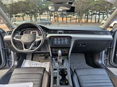 Volkswagen Passat 2022, 18800 км, за 13874.94 USD - фото 10
