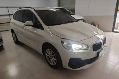 BMW 2 Series Active Tourer 2018, 64500 км, за 8574 USD