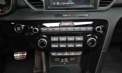 Kia Sportage 2016, 101268 км, за 9432.74 USD - фото 17