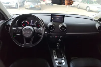 Audi A3 2020, 67100 км, за 12178 USD - фото 11