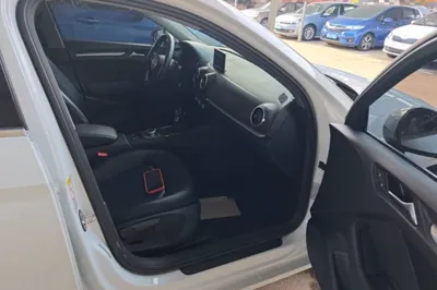 Audi A3 2020, 67100 км, за 12178 USD - фото 18