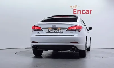 Hyundai i40 2014, 107838 км, за 4527.69 USD