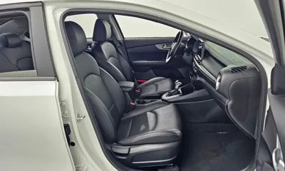 Kia K3 2019, 88247 км, за 8125.85 USD - фото 26