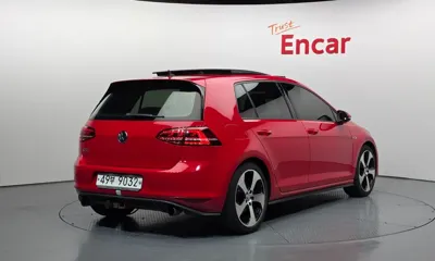 Volkswagen Golf 2015, 170327 км, за 6970.69 USD