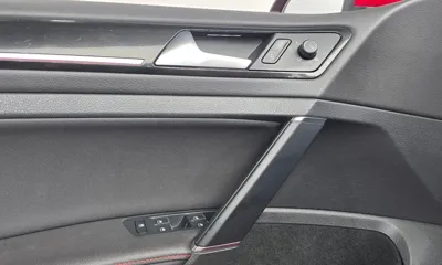 Volkswagen Golf 2015, 170327 км, за 6970.69 USD - фото 13