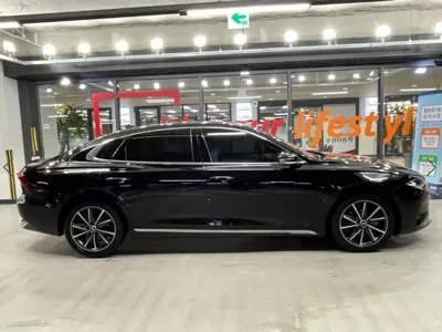 Hyundai Grandeur 2023, 52962 км, за 15938.08 USD