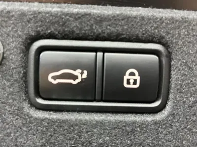 Hyundai Grandeur 2023, 52962 км, за 15938.08 USD - фото 6