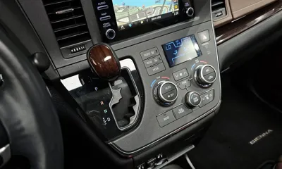 Toyota Sienna 2018, 50575 км, за 17907.14 USD - фото 9