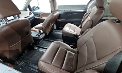 Toyota Sienna 2018, 50575 км, за 17907.14 USD - фото 12