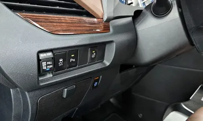 Toyota Sienna 2018, 50575 км, за 17907.14 USD - фото 28