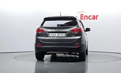 Hyundai Tucson 2011, 241049 км, за 3277.72 USD