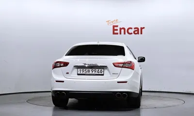 Maserati Ghibli 2015, 68330 км, за 11100.89 USD