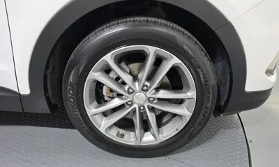 Hyundai Santafe 2017, 61878 км, за 10437.18 USD - фото 21