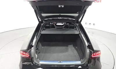 Audi A7 2021, 82631 км, за 28358.03 USD - фото 20