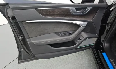 Audi A7 2021, 82631 км, за 28358.03 USD - фото 24