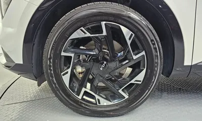 Kia Sportage 2023, 33393 км, за 20491.82 USD
