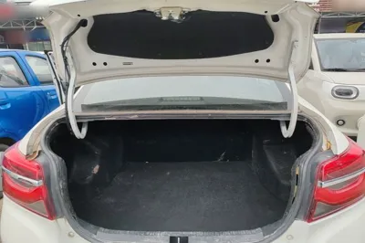 Toyota Vios 2022, 75700 км, за 8279 USD - фото 22