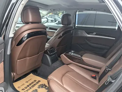 Audi A8 2016, 100000 км, за 26191.37 USD - фото 9