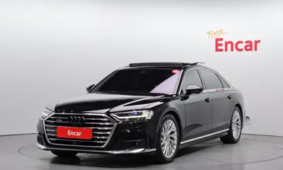 Audi A8 · 2020 год