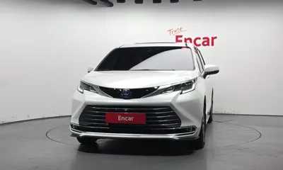 Toyota Sienna 2024, 24839 км, за 38110.77 USD