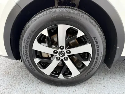 Kia Sorento 2021, 94380 км, за 15276.6 USD