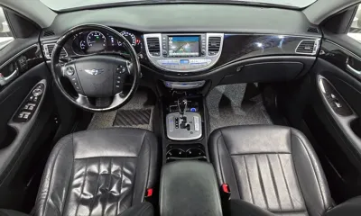 Hyundai Genesis