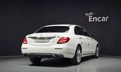 Mercedes-Benz E-Class 2020, 159413 км, за 13348.54 USD