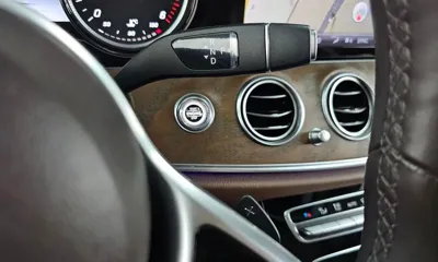 Mercedes-Benz E-Class 2020, 159413 км, за 13348.54 USD - фото 9