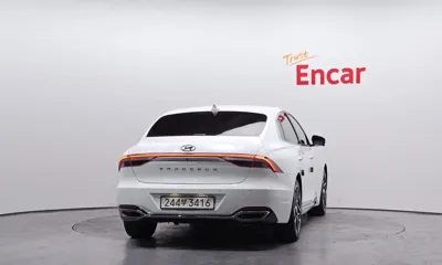 Hyundai Grandeur 2020, 45866 км, за 15536.63 USD