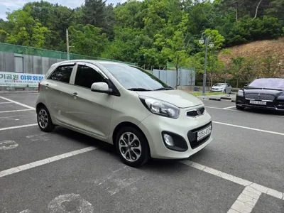 Kia Morning 2012, 157530 км, за 2149.84 USD