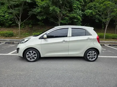 Kia Morning 2012, 157530 км, за 2149.84 USD