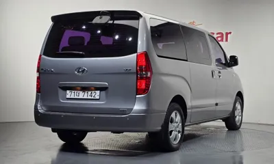 Hyundai Starex 2016, 111622 км, за 8861.76 USD