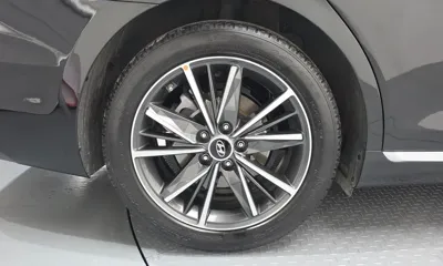 Hyundai Grandeur 2021, 39183 км, за 13976.46 USD